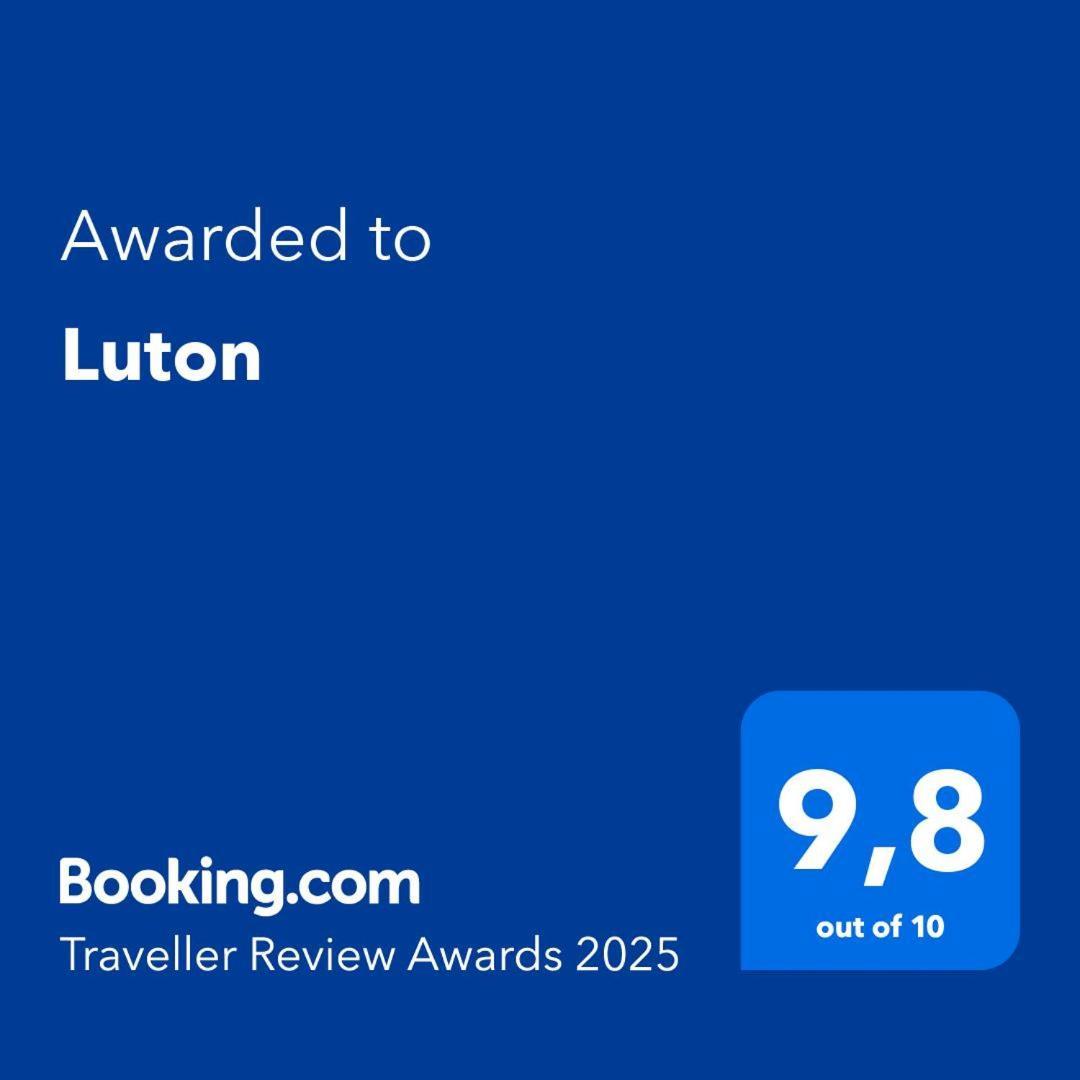 Luton Apartment Баньоле Екстериор снимка